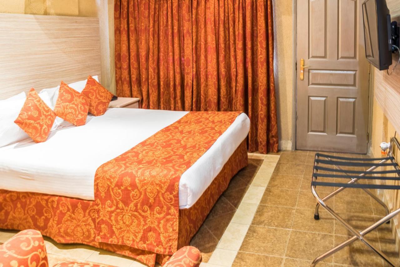 Hotel Waterbuck 나쿠루 외부 사진